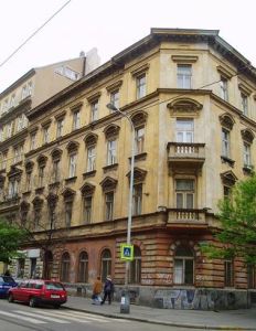 Korunn� t��da (d�m, kde �il J. Foglar)